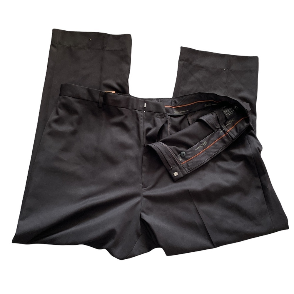Hagger Men's Classic Fit, Flat Front Premium No Iron Pant Dark Black 40Wx30L